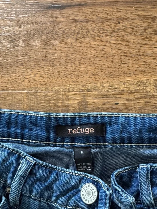 refuge Blue Denim Ankle Jeans with White Floral Embroidery - Picture 2 of 2